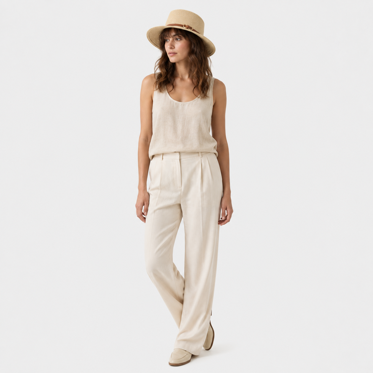 Łucja | Women's Straw Hat with Decorative Buckle – Elegance and Sun Protection