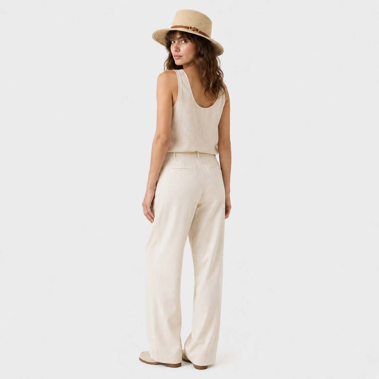 Łucja | Women's Straw Hat with Decorative Buckle – Elegance and Sun Protection